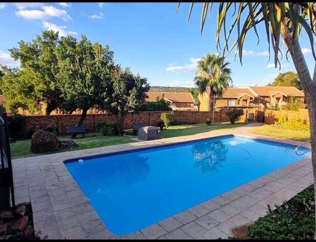 3 BEDROOM APARTMENT FOR SALE IN FAERIE GLEN